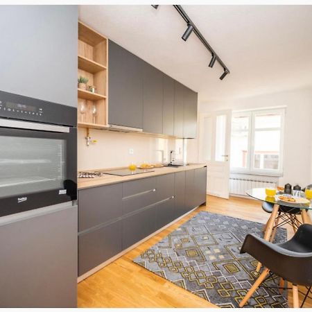 Ferhadija Lounge Apartment Сараево Екстериор снимка